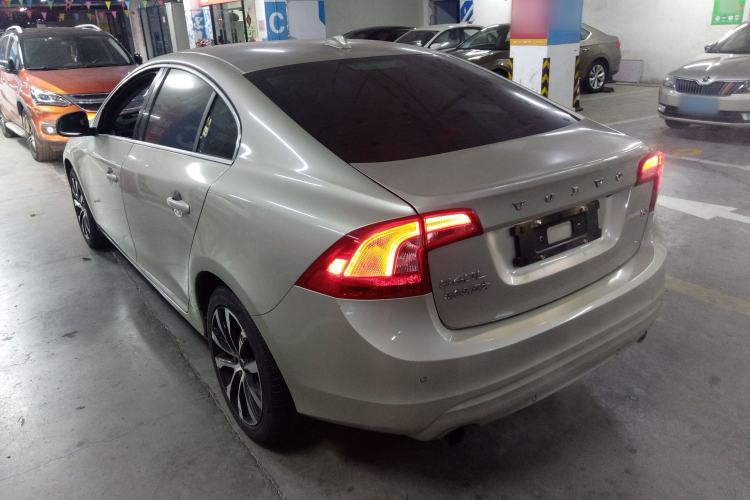 Used Volvo S60 2018 S60L T3 Smart Progress Edition Rear Left 45 Deg