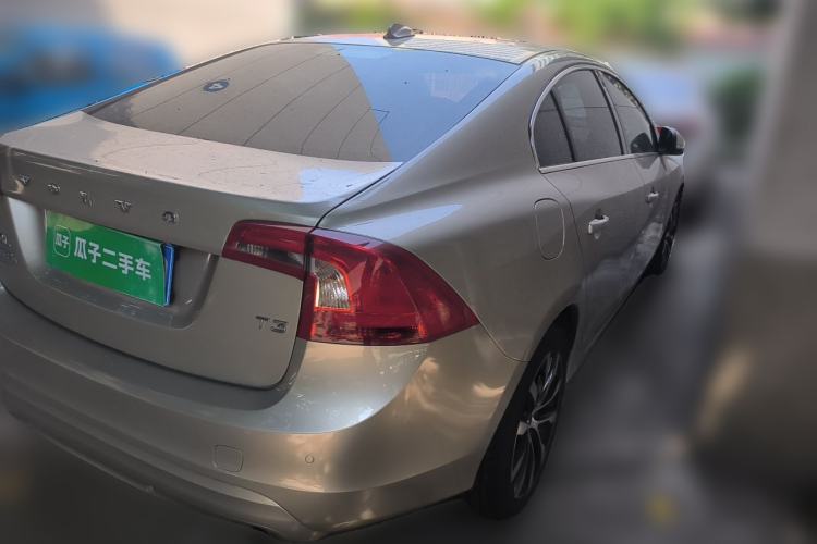 Used Volvo S60 2018 S60L T3 Smart Progress Edition Rear Right 45 Deg