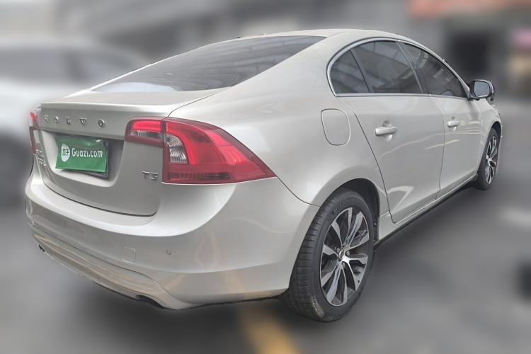 Used Volvo S60 2018 S60L T3 Smart Progress Edition Rear Right 45 Deg