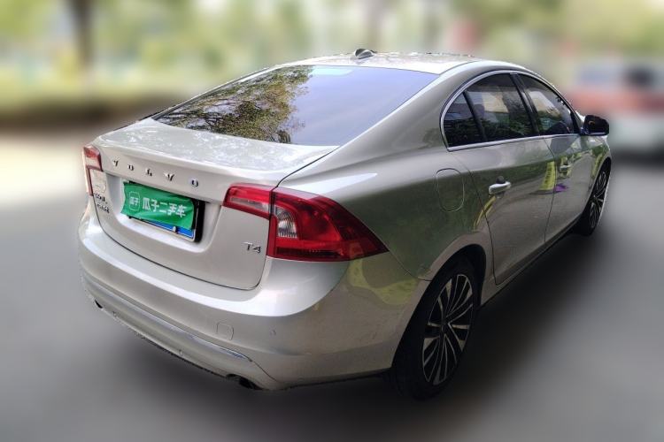 Used Volvo S60 2018 S60L T4 Smart & Ambitious Edition Rear Right 45 Deg