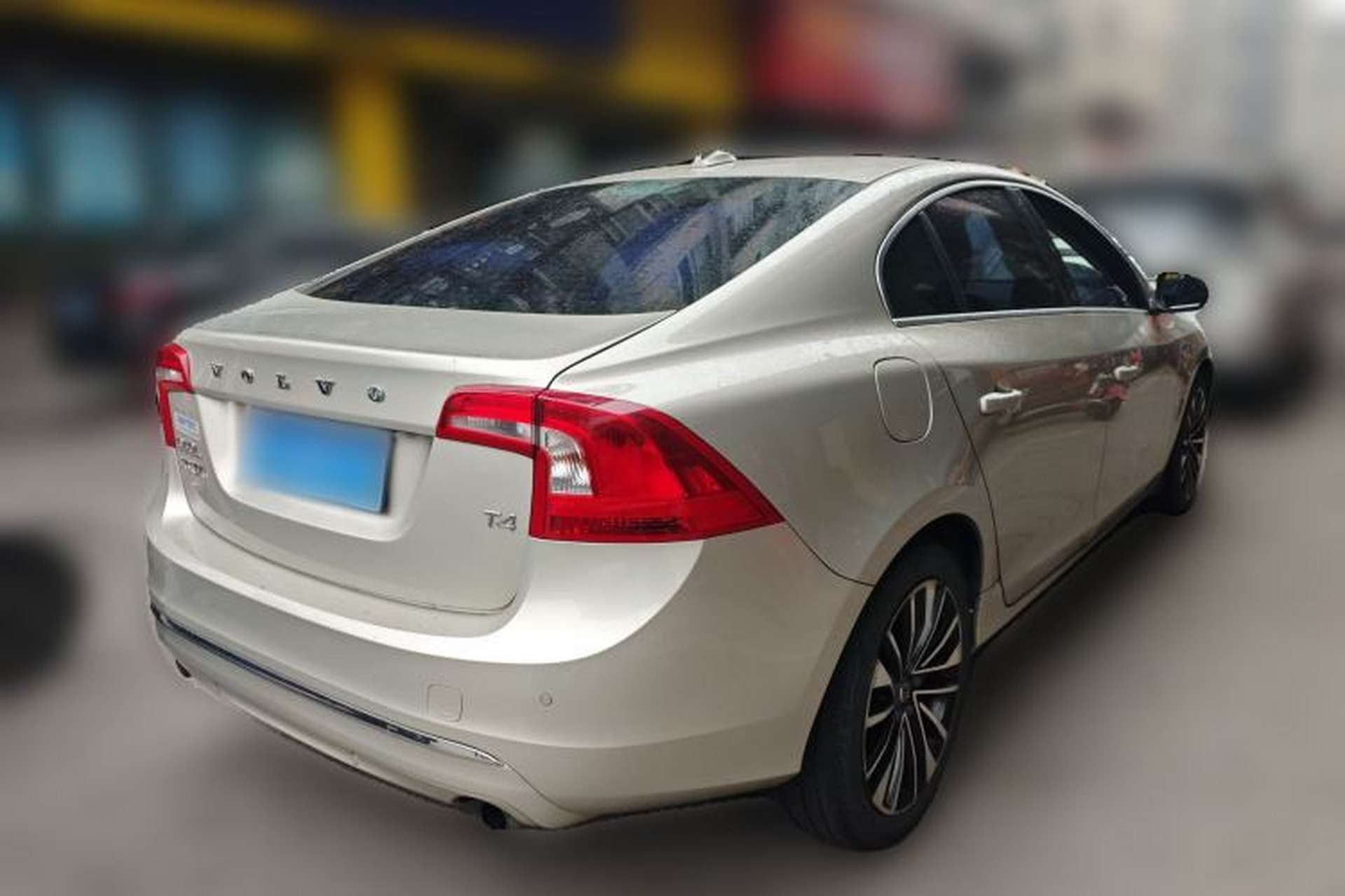 Used Volvo S60 2018 S60L T4 Smart & Ambitious Edition Rear Right 45 Deg