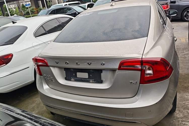 Used Volvo S60 2018 S60L T4 Zhiyuan Edition Rear