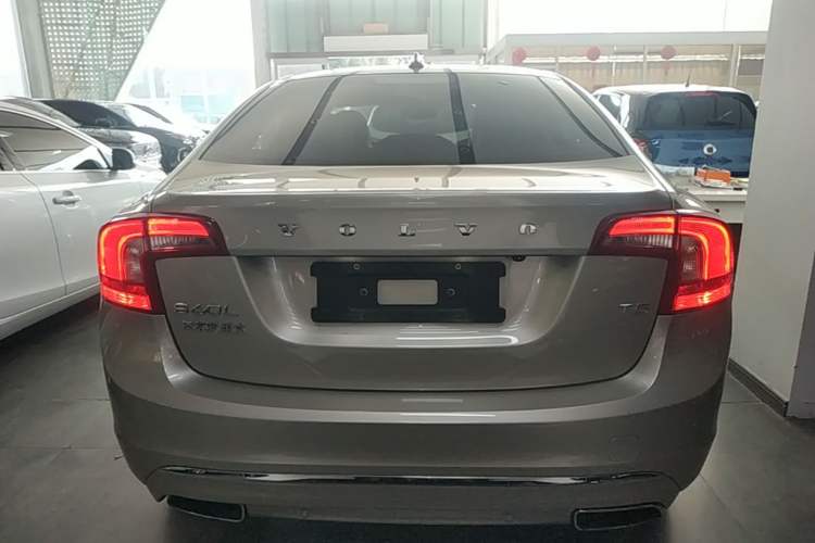 Used Volvo S60 2018 S60L T5 Intelligent Drive Progressive Edition Rear