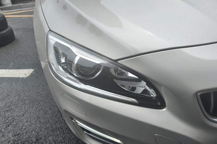 Used Volvo S60 2018 S60L T3 Smart Progress Edition Right Front Headlight