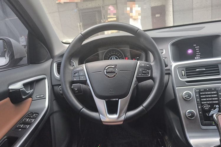 Used Volvo S60 2018 S60L T3 Smart Progress Edition Steering Wheel