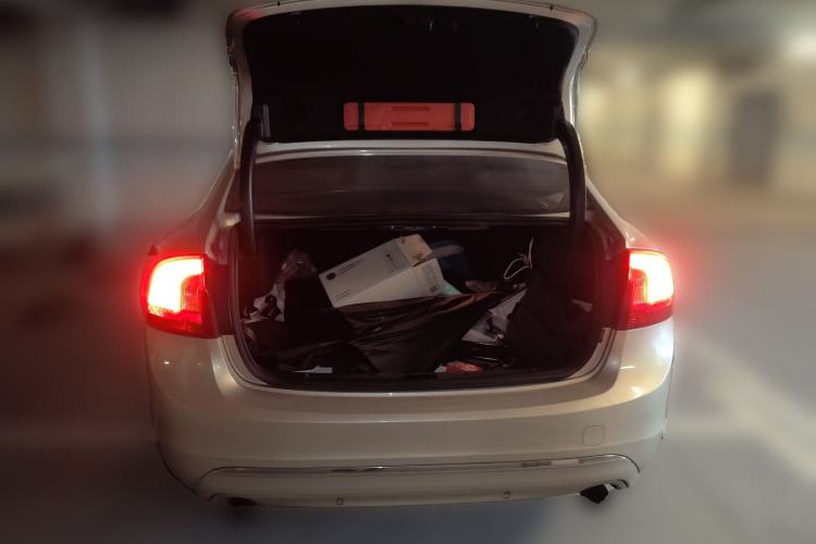 Used Volvo S60 2018 S60L T4 Smart & Ambitious Edition Trunk