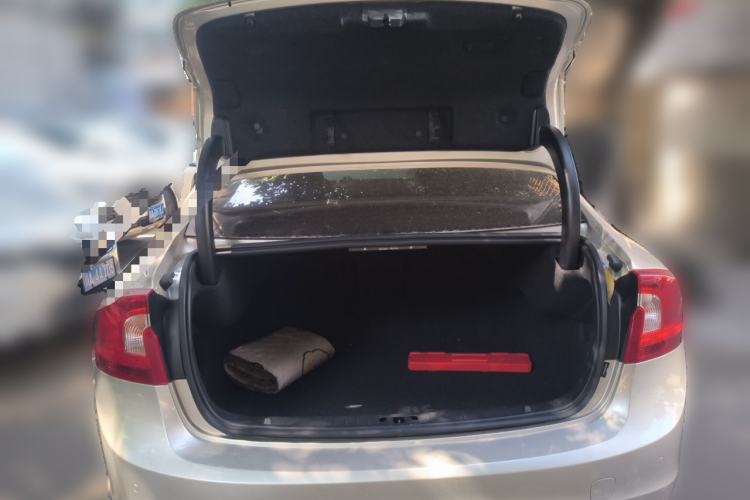 Used Volvo S60 2018 S60L T3 Smart Progress Edition Trunk