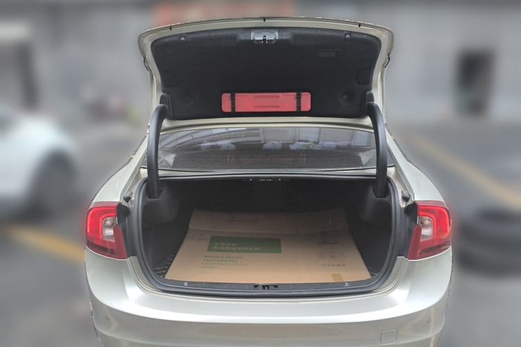 Used Volvo S60 2018 S60L T3 Smart Progress Edition Trunk