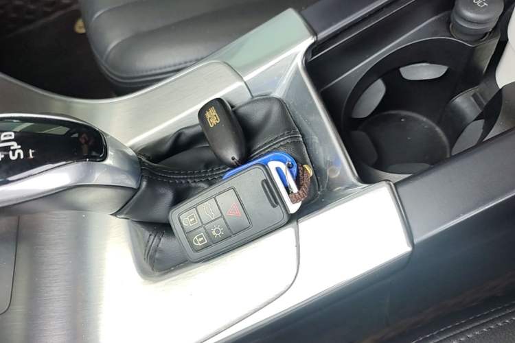 Used Volvo S60 2018 S60L T4 Zhiyuan Edition Vehicle Key