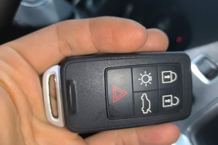 Used Volvo S60 2018 S60L T3 Smart Progress Edition Vehicle Key