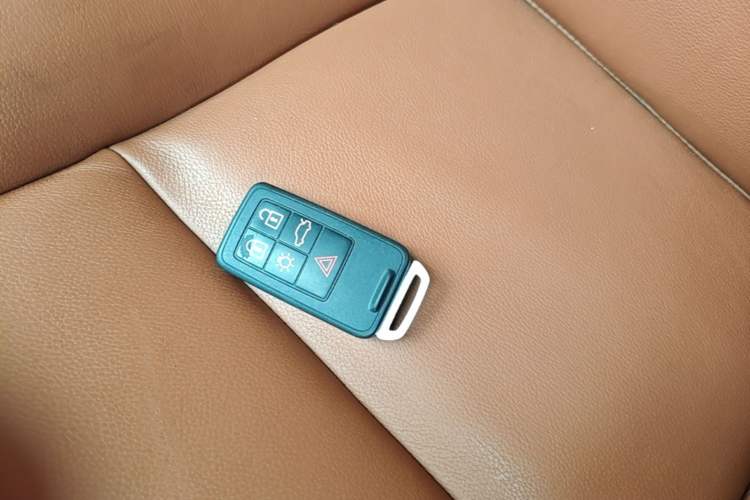 Used Volvo S60 2018 S60L T4 Zhiyuan Edition Vehicle Key