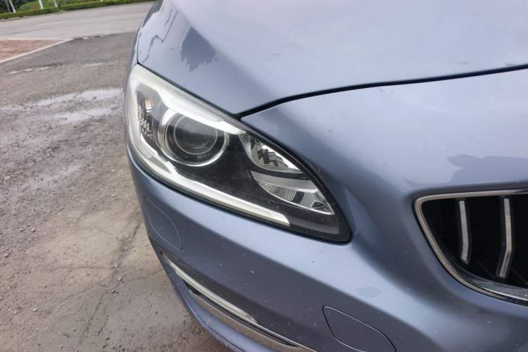 Used Volvo S60 2018 S60L T3 Smart Progress Edition Right Front Headlight