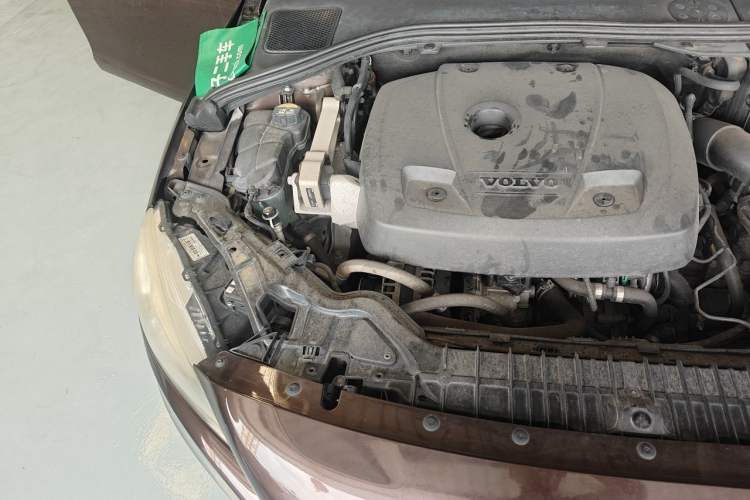 Used Volvo S60 2018 S60L T3 Smart Progress Edition Engine Bay Right