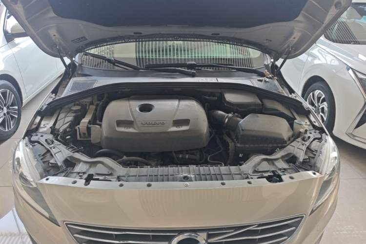Used Volvo S60 2018 S60L T3 Smart Upgrade Edition Engine Bay