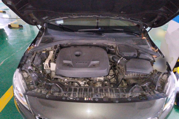 Used Volvo S60 2018 S60L T4 Smart & Ambitious Edition Engine Bay