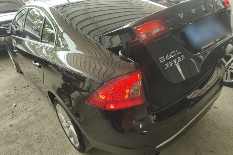 Used Volvo S60 2018 S60L T4 Zhiyuan Edition Exterior 2