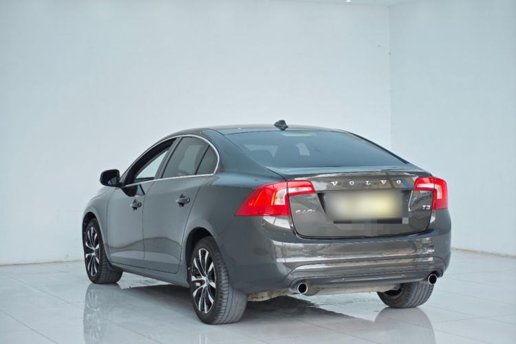 Used Volvo S60 2018 S60L T3 Smart Progress Edition Exterior 5