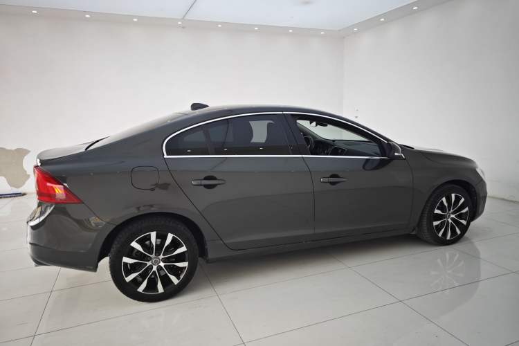 Used Volvo S60 2018 S60L T3 Smart Progress Edition Exterior 7