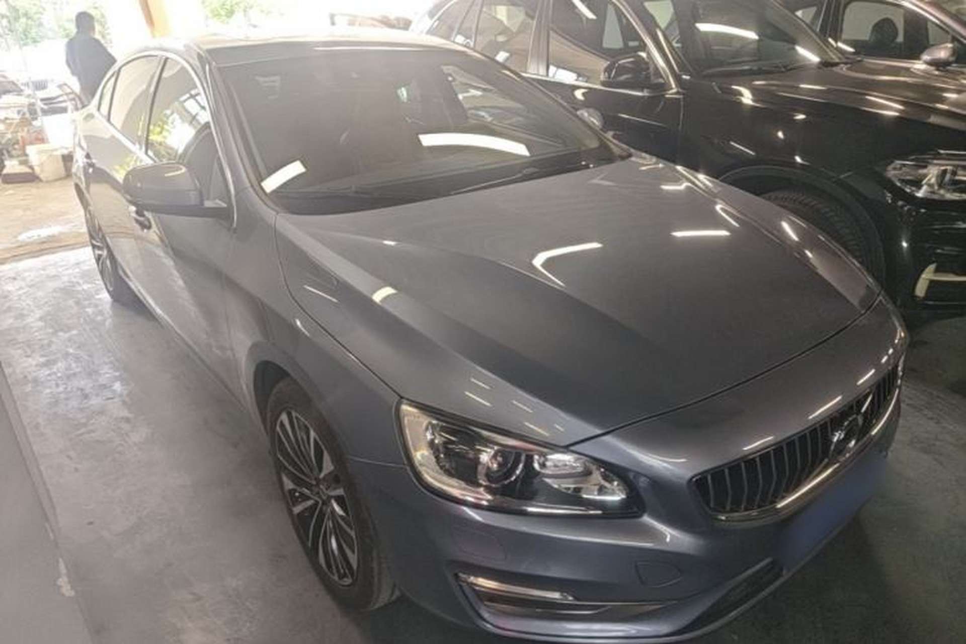 Used Volvo S60 2018 S60L T4 Smart & Ambitious Edition Front Right 45 Deg