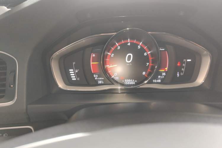 Used Volvo S60 2018 S60L T4 Zhiyuan Edition Instrument Cluster