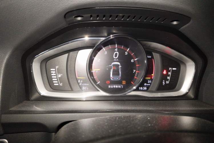 Used Volvo S60 2018 S60L T4 Smart & Ambitious Edition Instrument Cluster
