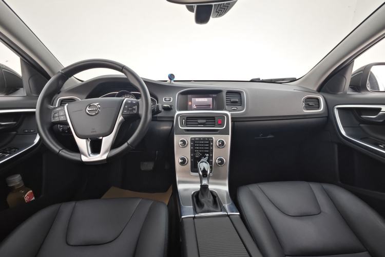 Used Volvo S60 2018 S60L T3 Smart Progress Edition Interior 4