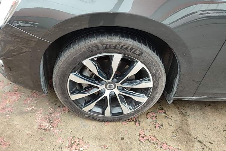 Used Volvo S60 2018 S60L T3 Smart Progress Edition Left Front Wheel Hub