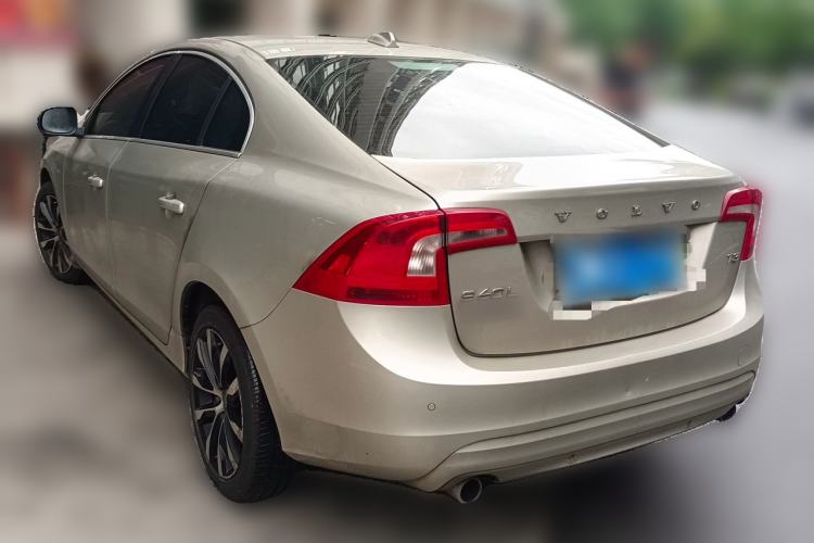Used Volvo S60 2018 S60L T3 Smart Progress Edition Rear Left 45 Deg