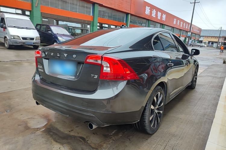 Used Volvo S60 2018 S60L T3 Smart Progress Edition Rear Right 45 Deg