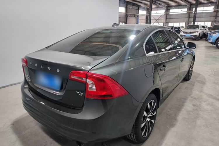 Used Volvo S60 2018 S60L T3 Smart Progress Edition Rear Right 45 Deg