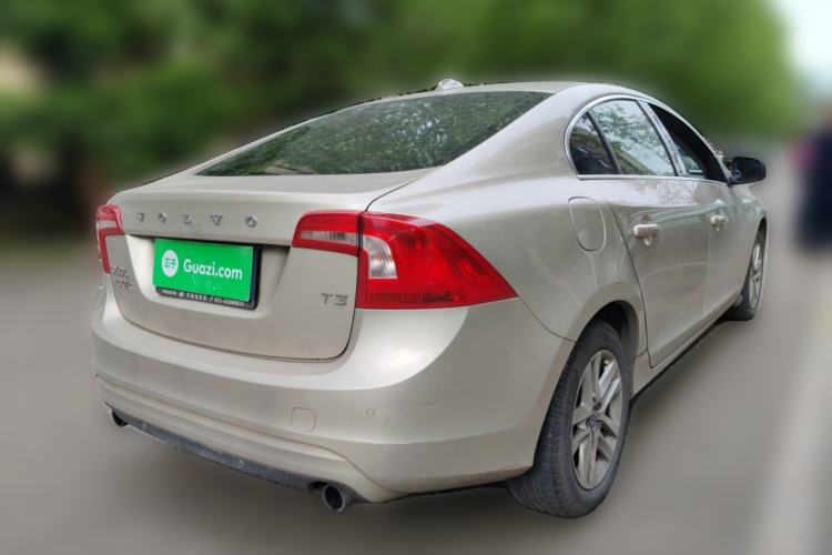 Used Volvo S60 2018 S60L T3 Smart Upgrade Edition Rear Right 45 Deg