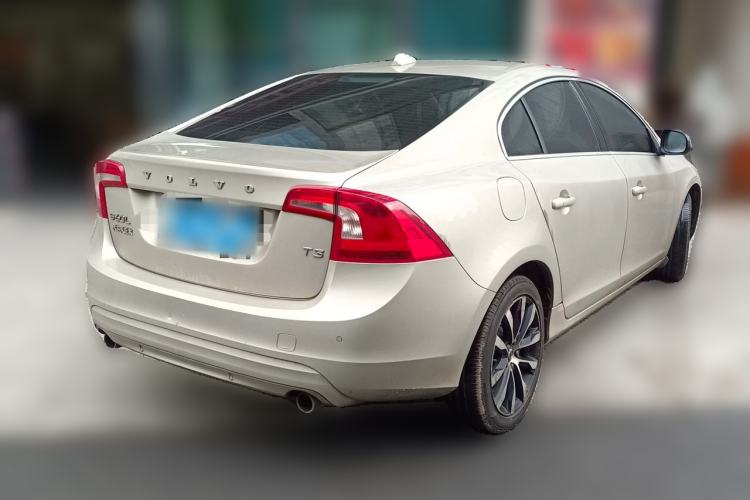 Used Volvo S60 2018 S60L T3 Smart Progress Edition Rear Right 45 Deg