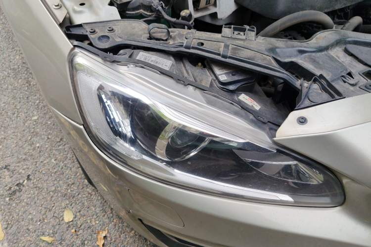 Used Volvo S60 2018 S60L T3 Smart Upgrade Edition Right Front Headlight