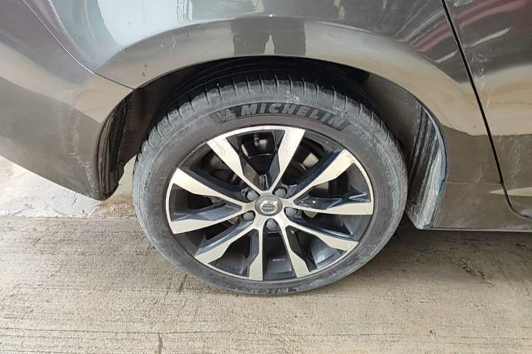 Used Volvo S60 2018 S60L T3 Smart Progress Edition Right Rear Wheel Hub