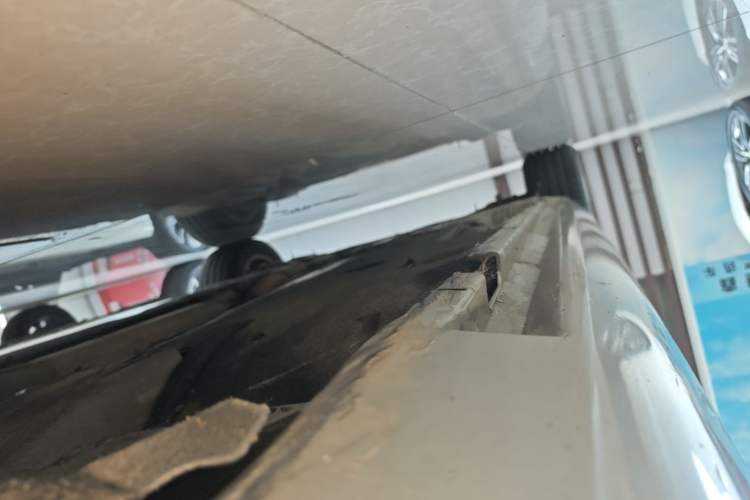 Used Volvo S60 2018 S60L T3 Smart Upgrade Edition Right Side Sill