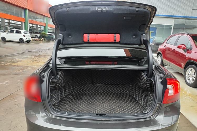 Used Volvo S60 2018 S60L T3 Smart Progress Edition Trunk