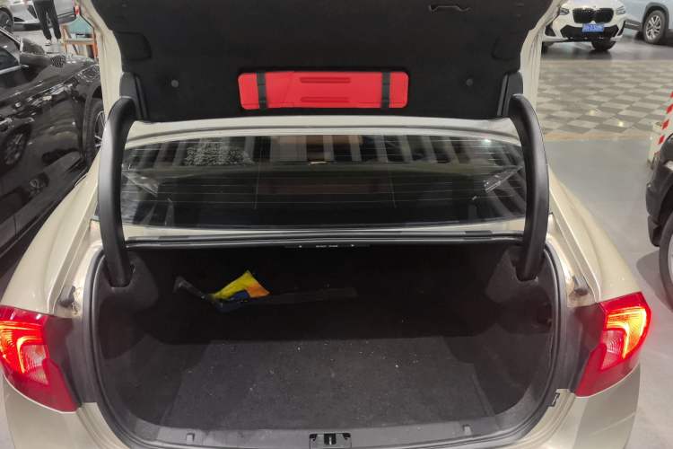 Used Volvo S60 2018 S60L T3 Smart Upgrade Edition Trunk
