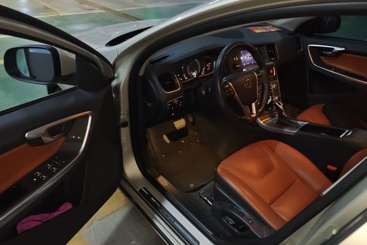 Used Volvo S60 2018 S60L T4 Smart & Ambitious Edition Driver Seat