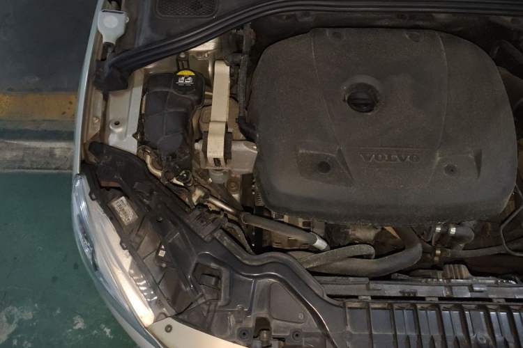 Used Volvo S60 2018 S60L T4 Smart & Ambitious Edition Engine Bay Right