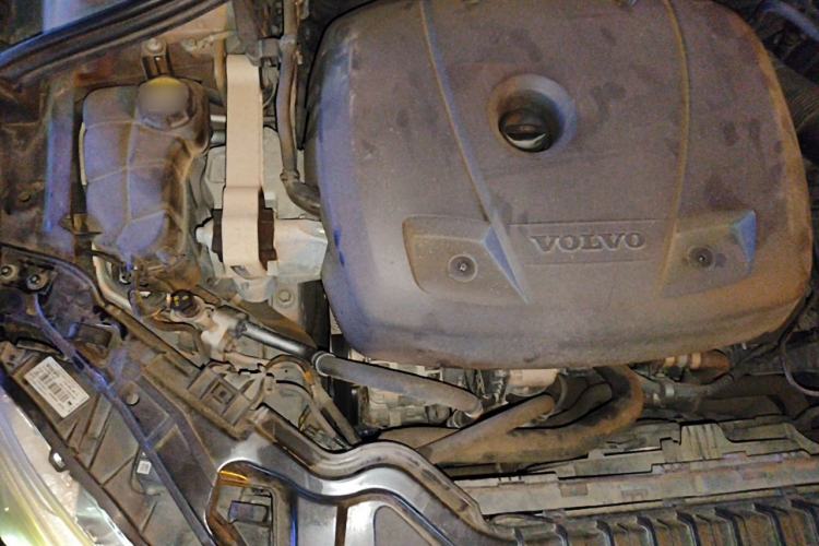 Used Volvo S60 2018 S60L T4 Zhiyuan Edition Engine Bay Right