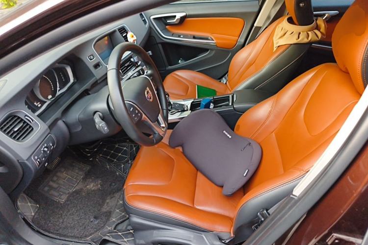 Used Volvo S60 2018 S60L T4 Zhiyuan Edition Left Front Seat