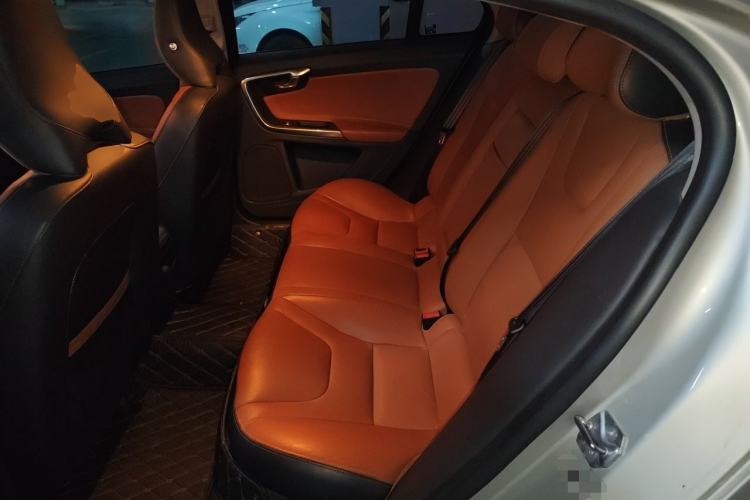 Used Volvo S60 2018 S60L T4 Smart & Ambitious Edition Left Rear Seat