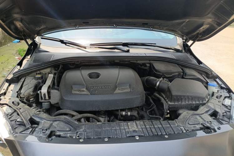 Used Volvo S60 2018 S60L T4 Smart & Ambitious Edition Engine Bay