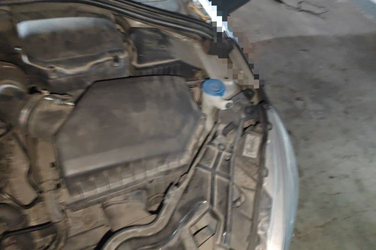 Used Volvo S60 2018 S60L T5 Intelligent Drive Edition Engine Bay Left