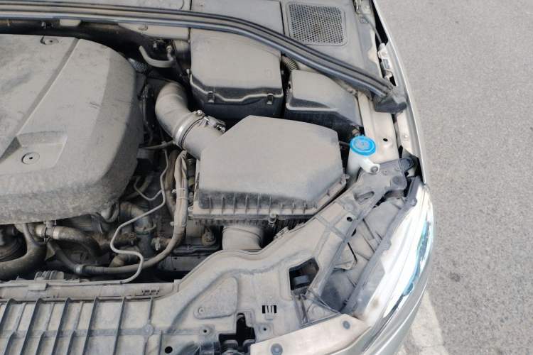 Used Volvo S60 2018 S60L T4 Smart & Ambitious Edition Engine Bay Left