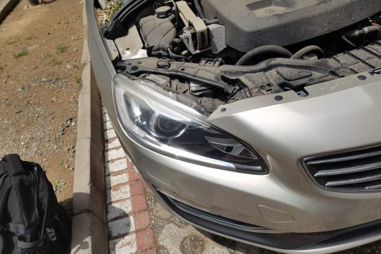 Used Volvo S60 2018 S60L T3 Smart Upgrade Edition Engine Bay Right