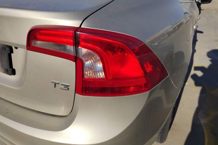 Used Volvo S60 2018 S60L T3 Smart Progress Edition Exterior 6