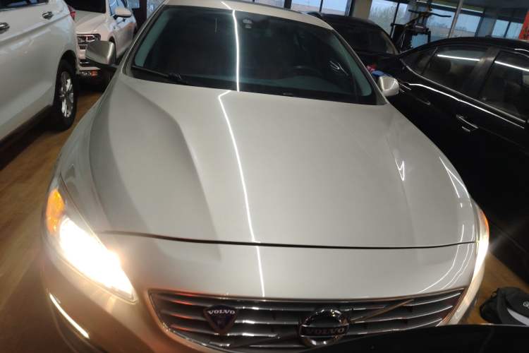 Used Volvo S60 2018 S60L T4 Zhiyuan Edition Front
