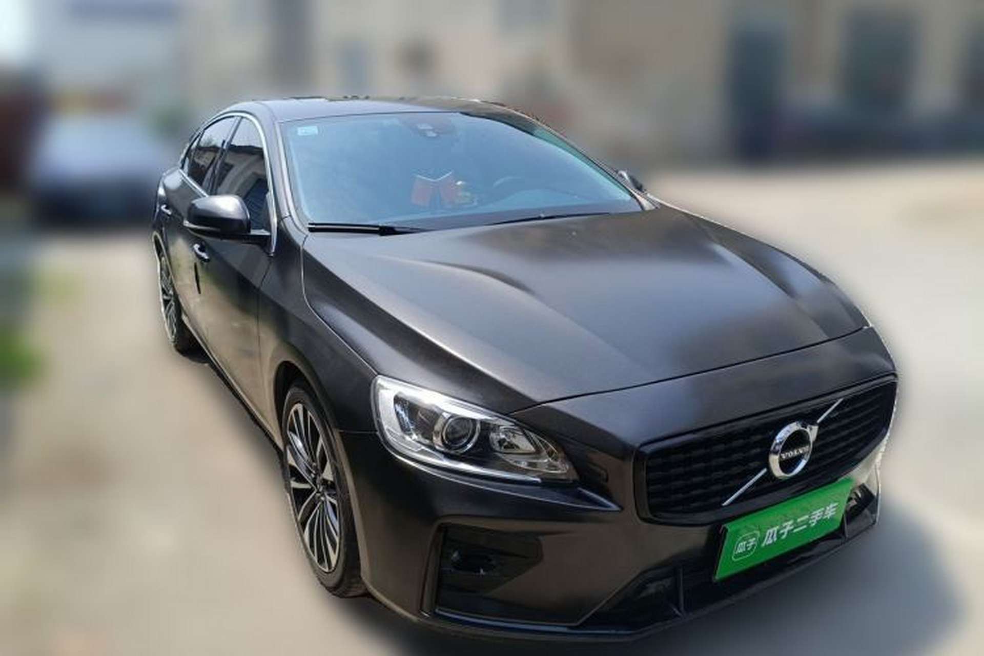Used Volvo S60 2018 S60L T4 Smart & Ambitious Edition Front Right 45 Deg
