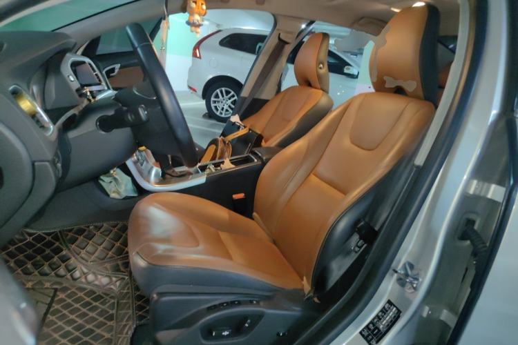 Used Volvo S60 2018 S60L T3 Smart Progress Edition Left Front Seat
